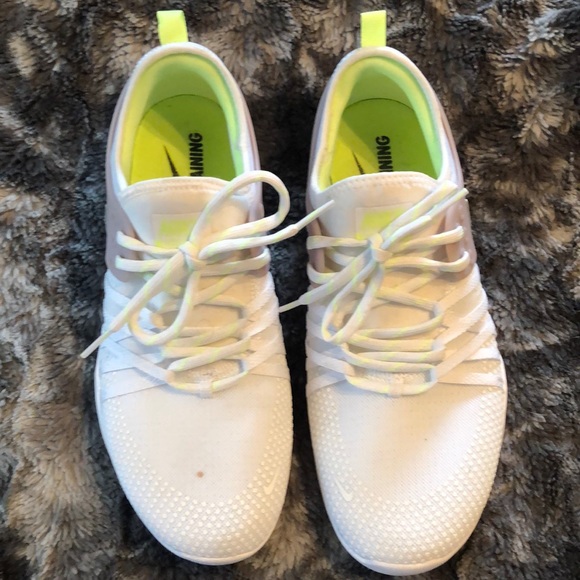 Women’s Nike Free training tennis shoe - Picture 1 of 7